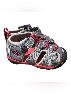 Keen Kids Gray and Red Closed-Toe Outdoor Sandal